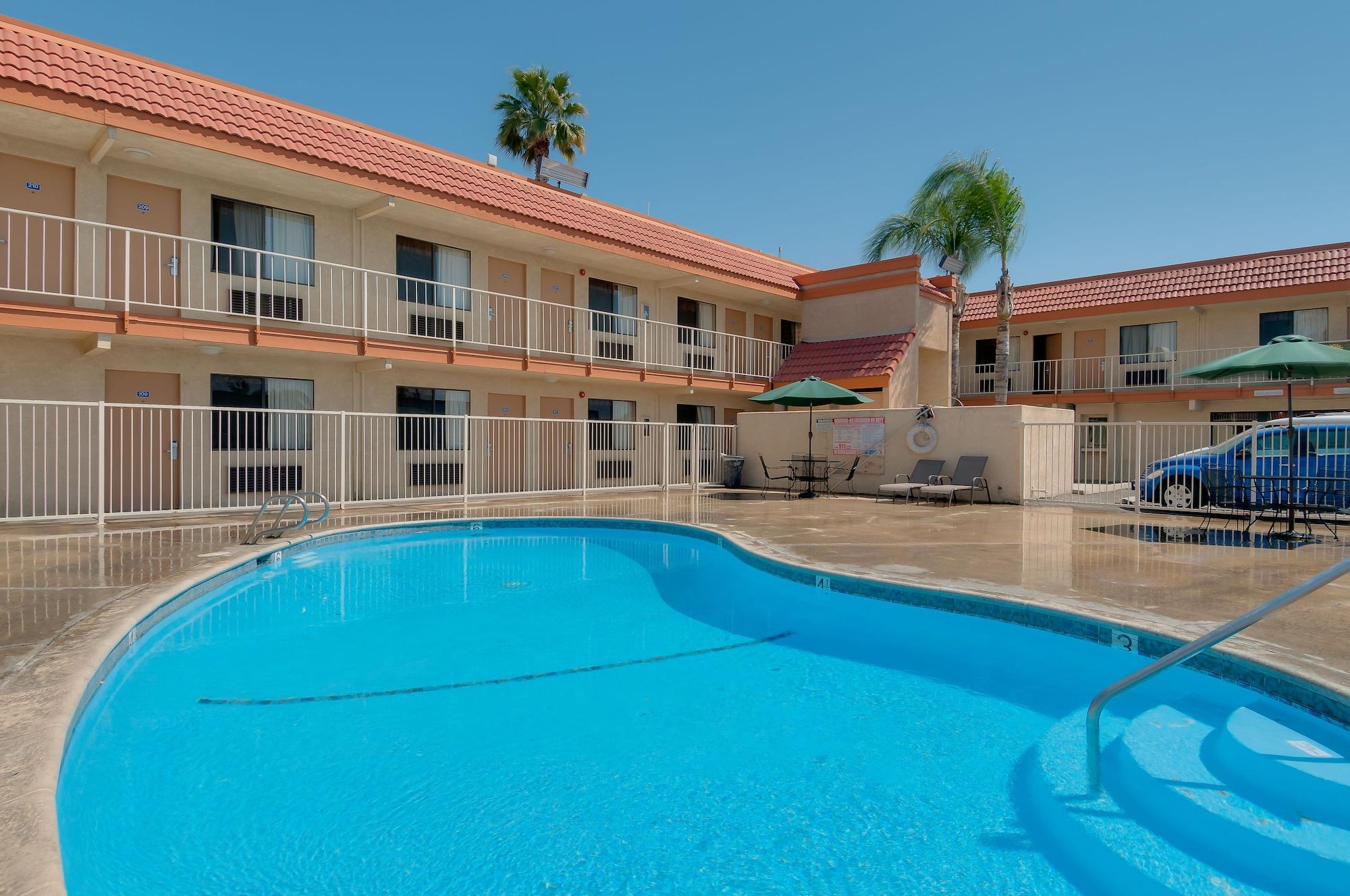 Vagabond Inn Bakersfield North Εξωτερικό φωτογραφία