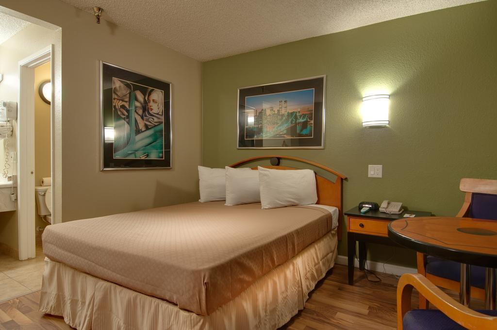 Vagabond Inn Bakersfield North Εξωτερικό φωτογραφία